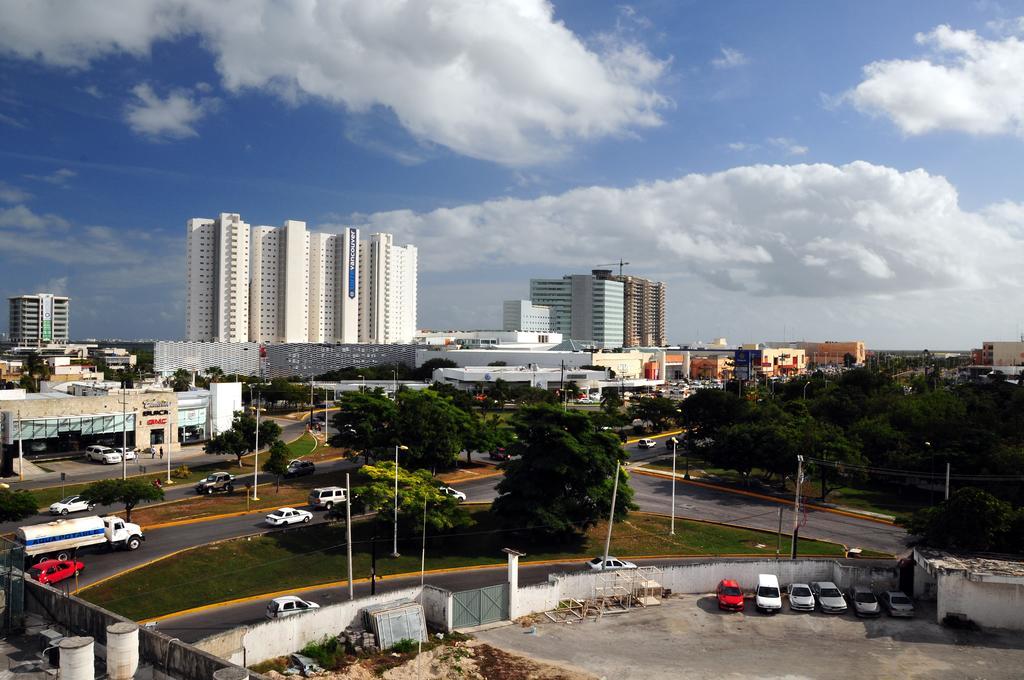 Las Perlas Condos Cancun Exterior photo