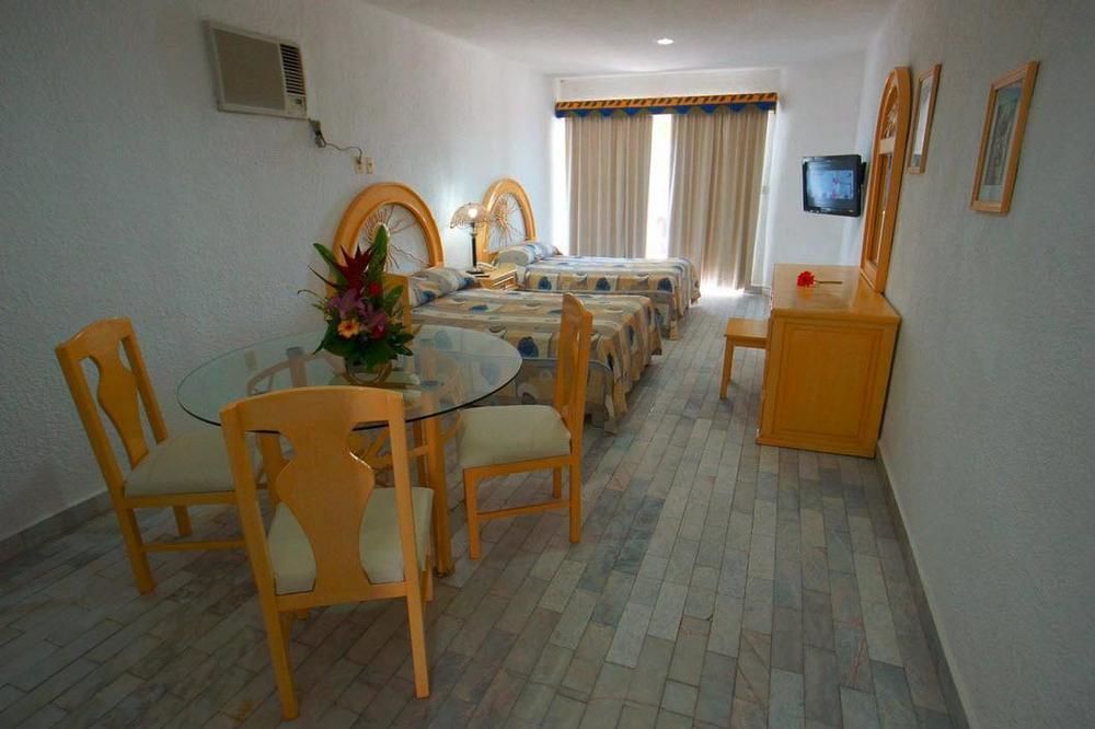 Las Perlas Condos Cancun Exterior photo